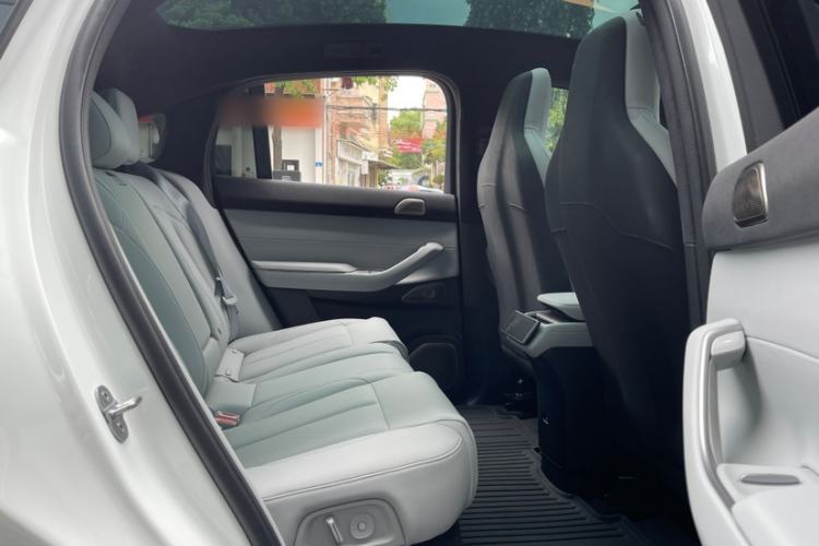 Used Nio EC7 2024 75 kWh Interior 4