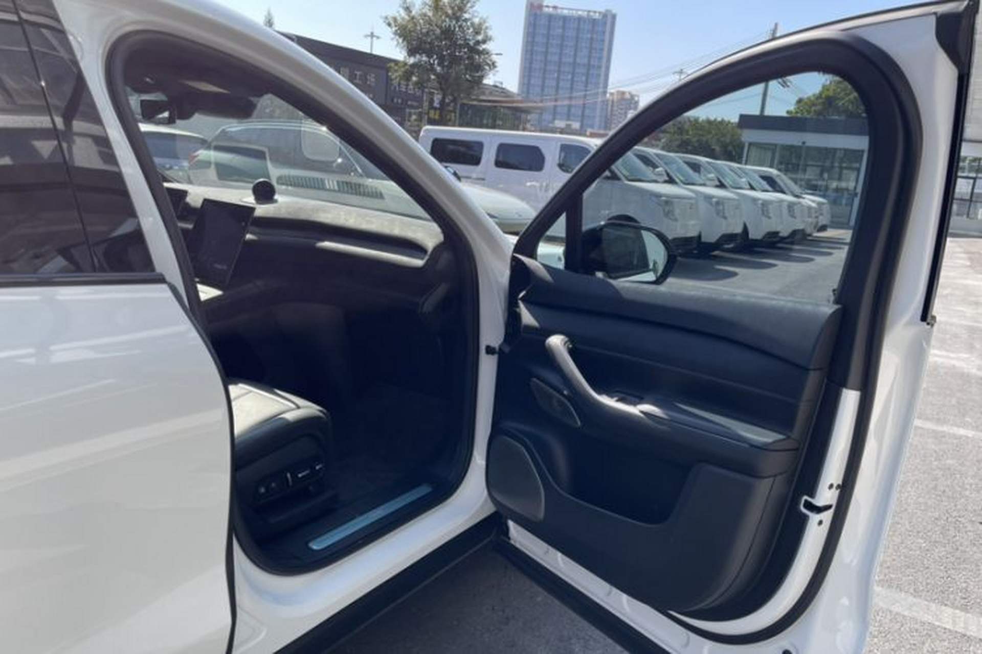 Used Nio EC7 2024 75 kWh Interior 4