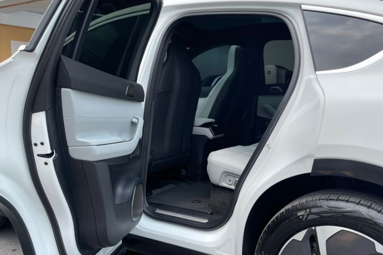 Used Nio EC7 2024 75 kWh Interior 7