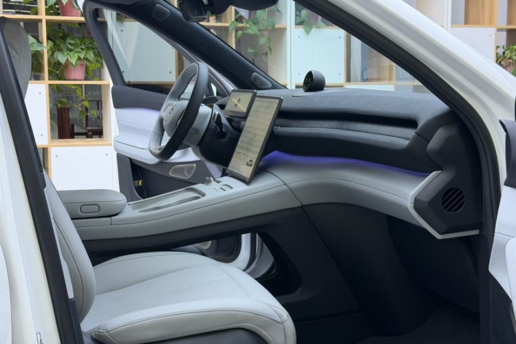 Used Nio EC7 2024 75 kWh Interior 9