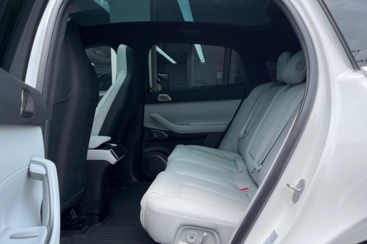 Used Nio EC7 2024 75 kWh Interior 9