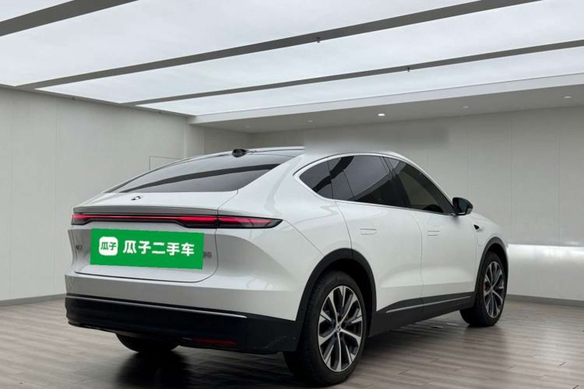 Used Nio EC7 2024 75 kWh Rear Right 45 Deg