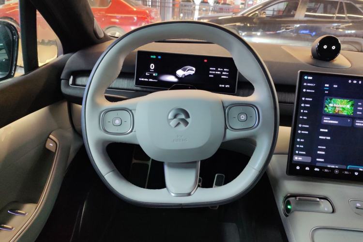 Used Nio EC7 2024 75 kWh Steering Wheel