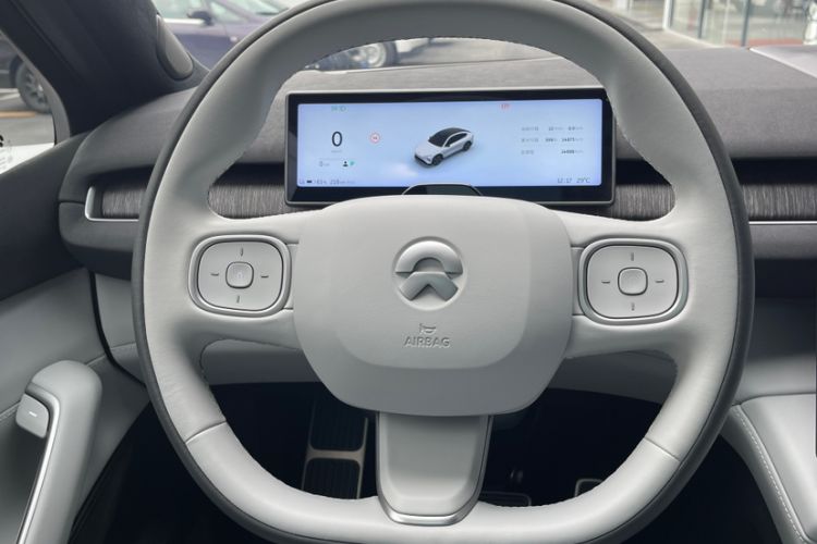 Used Nio EC7 2024 75 kWh Steering Wheel