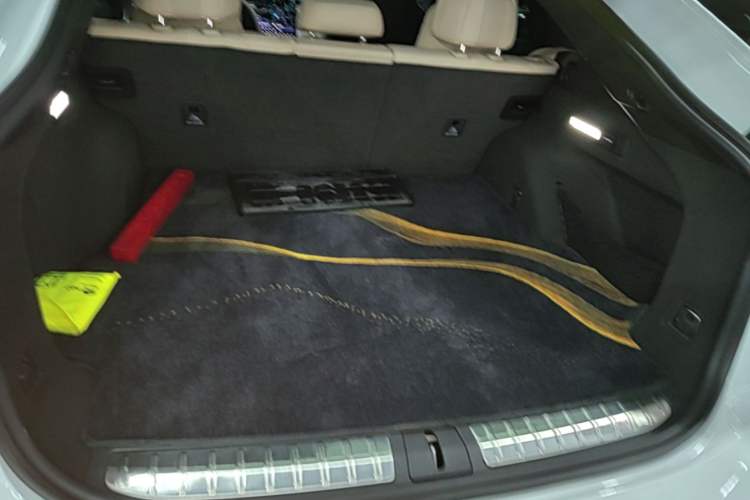 Used Nio EC7 2024 75 kWh Trunk