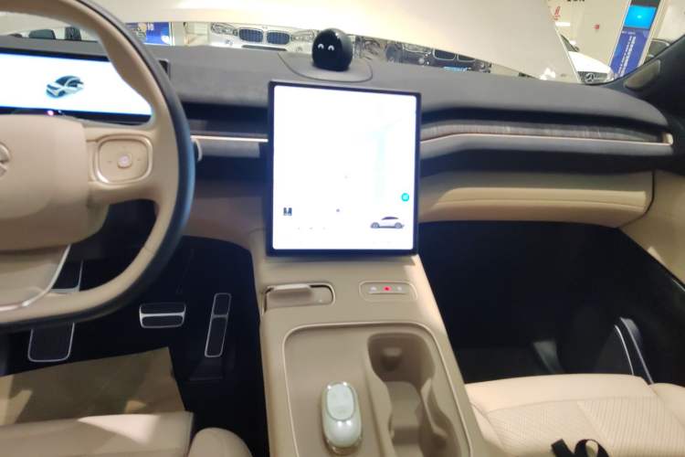 Used Nio EC7 2024 75 kWh Audio And AC Panel