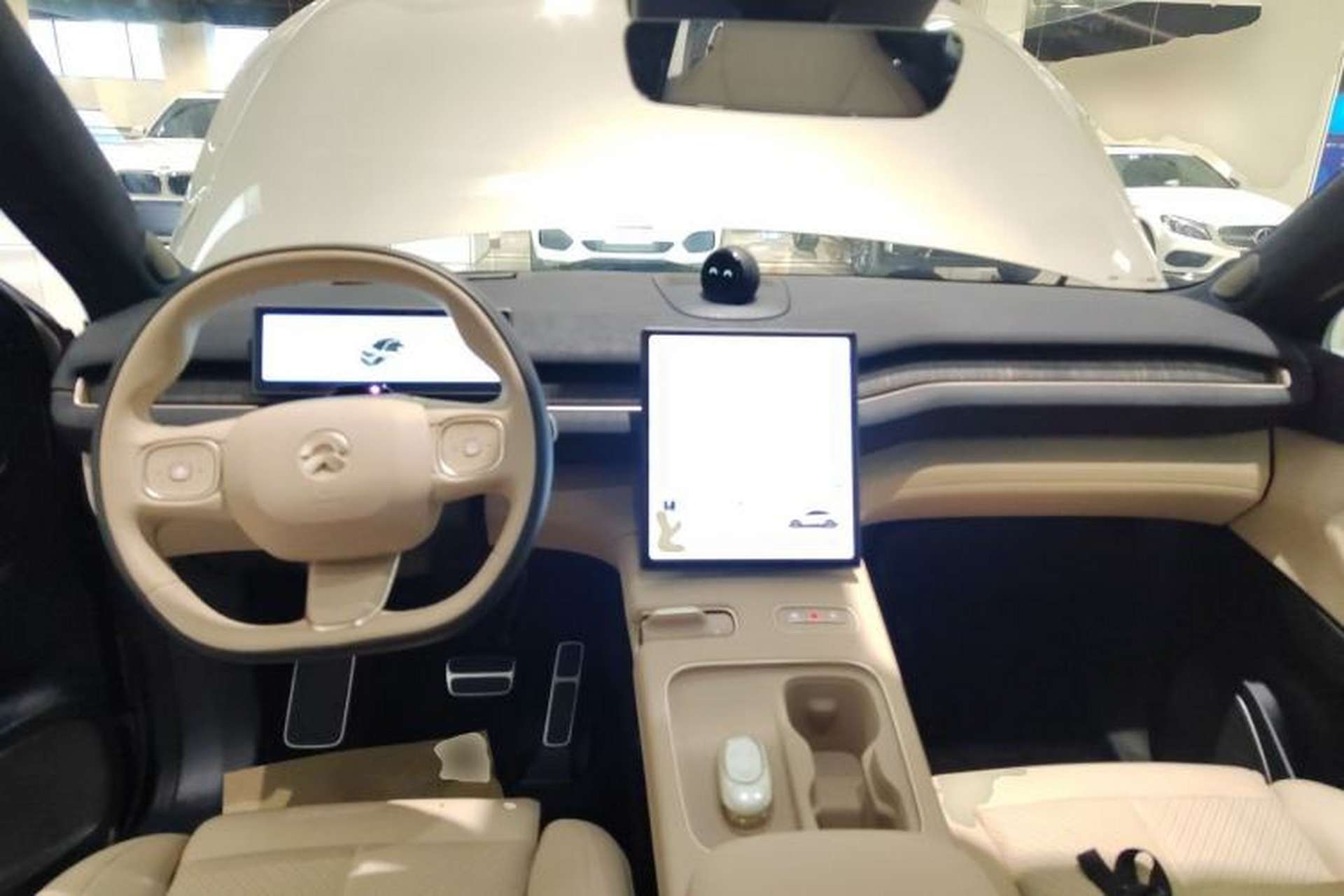 Used Nio EC7 2024 75 kWh Interior 2