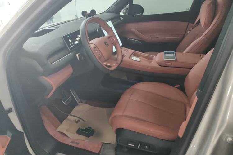 Used Nio EC7 2024 75 kWh Left Front Seat