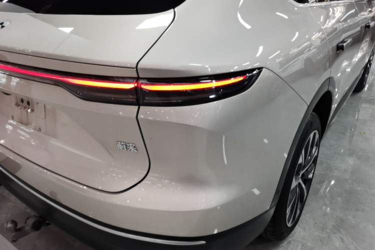 Used Nio EC7 2024 75 kWh Right Rear Taillight