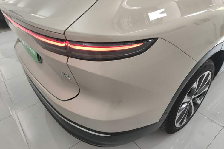 Used Nio EC7 2024 75 kWh Right Rear Taillight