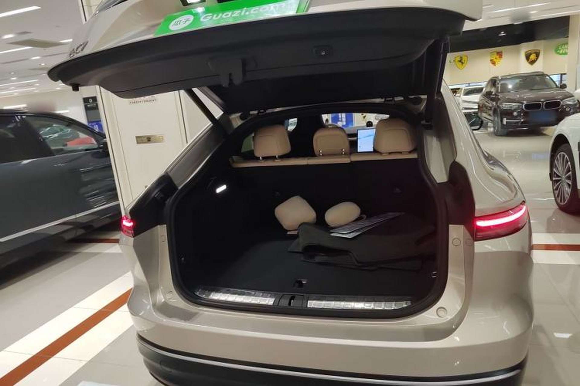 Used Nio EC7 2024 75 kWh Trunk