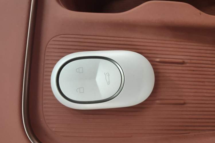 Used Nio EC7 2024 75 kWh Vehicle Key