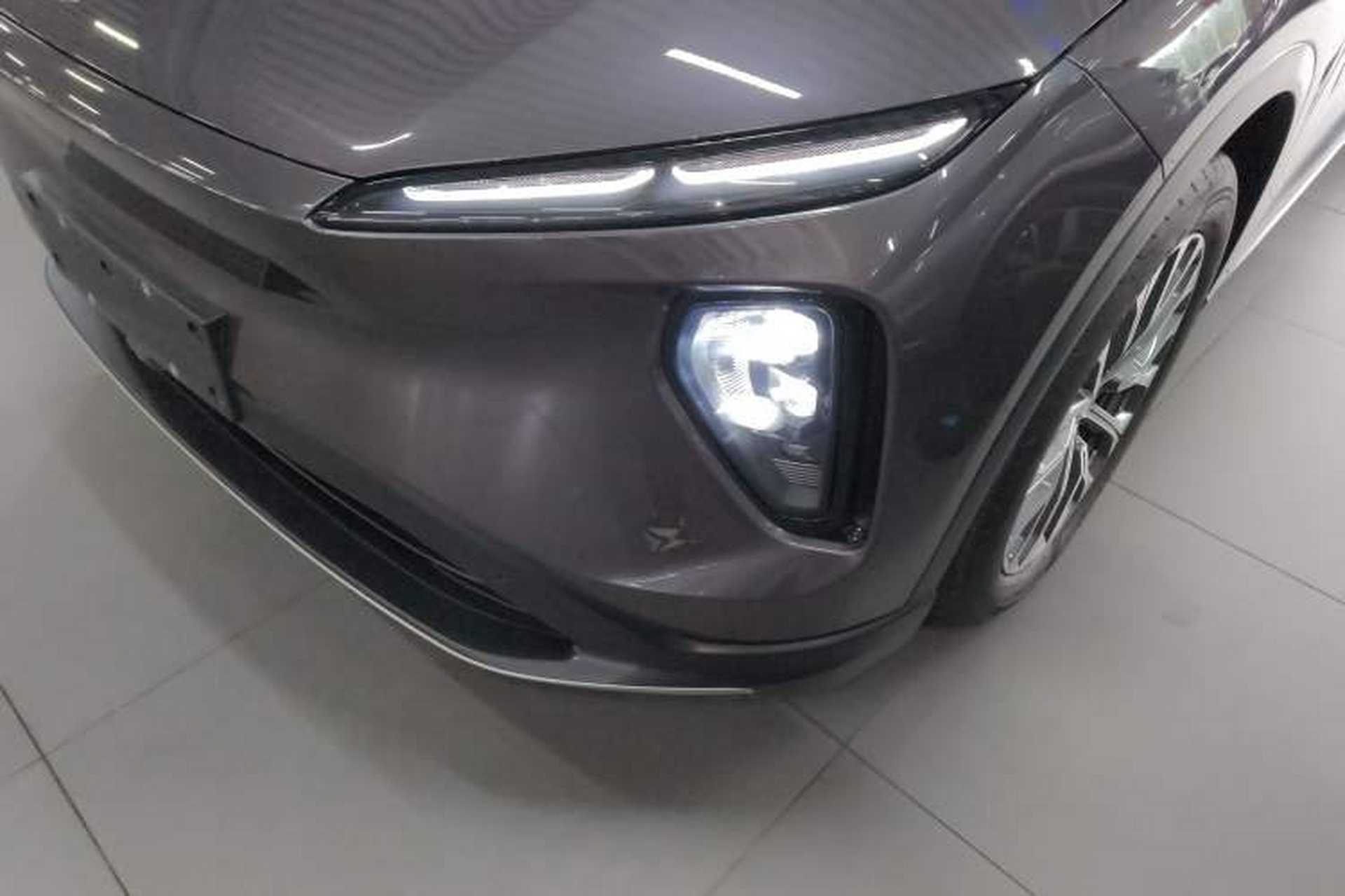 Used Nio ES6 2023 75 kWh Left Front Headlight