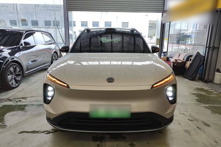 Used Nio ES6 2024 75 kWh Front