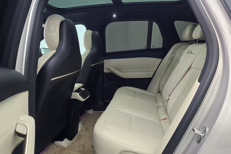 Used Nio ES6 2023 75 kWh Interior 6