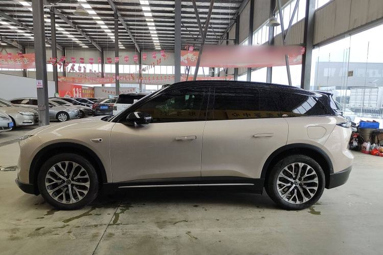 Used Nio ES6 2024 75 kWh Left Side