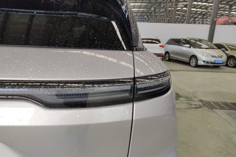 Used Nio ES6 2024 75 kWh Right Rear Taillight