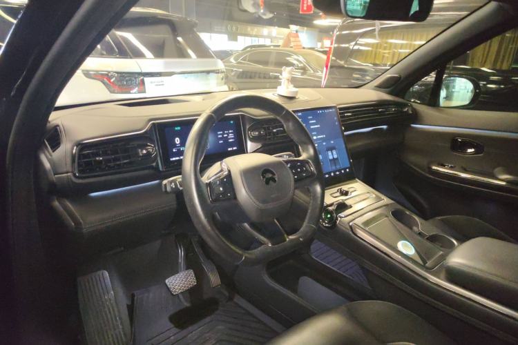 Used Nio ES6 2019 430 km Performance Version Center Console