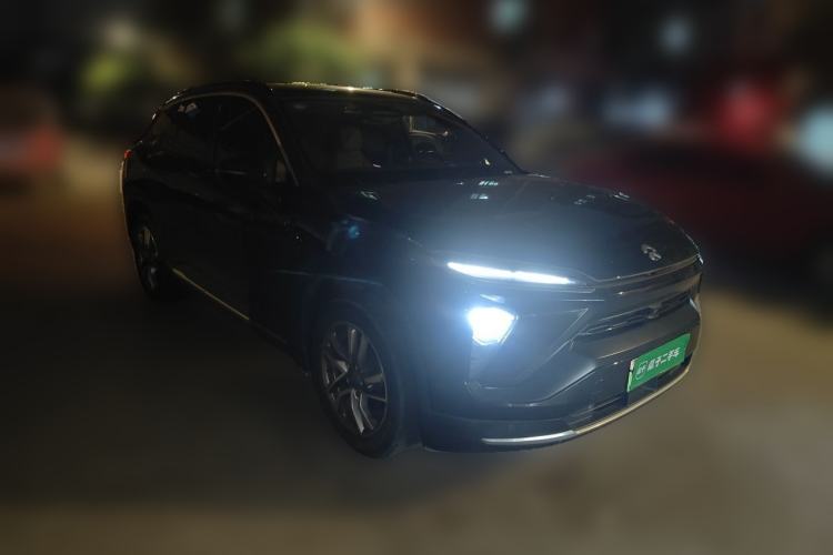 Used Nio ES6 2019 430 km Performance Version Front Right 45 Deg