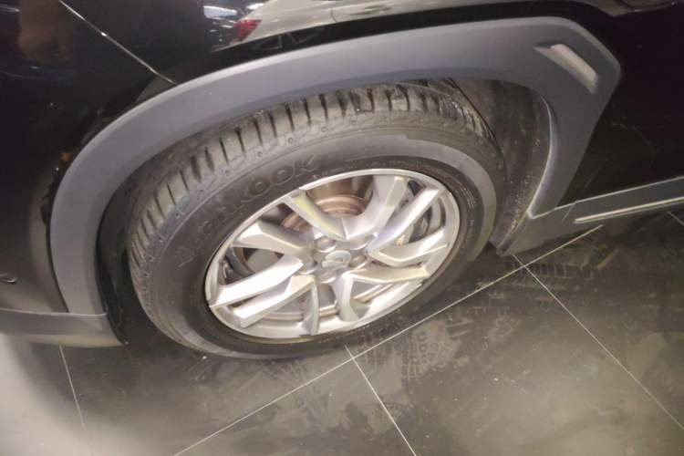 Used Nio ES6 2019 430 km Performance Version Left Front Wheel Hub