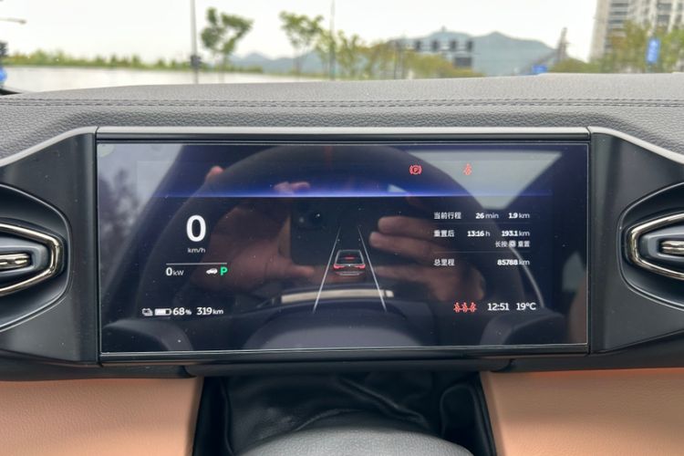 Used Nio ES6 2019 430 km Performance Version Odometer Close Up