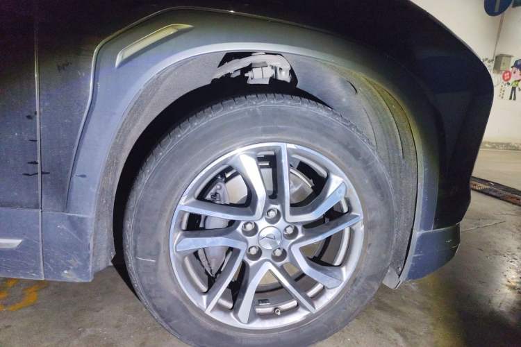 Used Nio ES6 2019 420 km Sport Version Right Front Wheel Hub