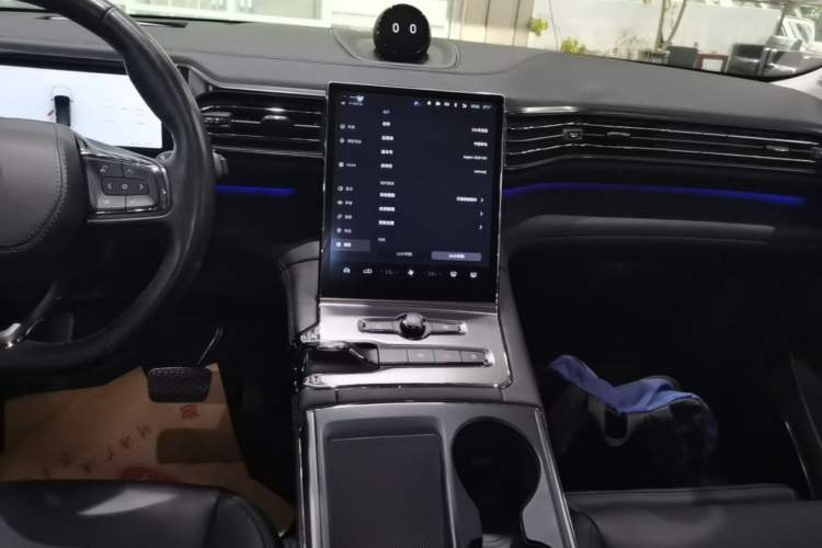 Used Nio ES6 2019 510 km Performance Version Audio And AC Panel