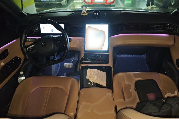 Used Nio ES6 2019 430 km Performance Version Center Console