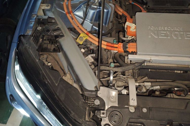Used Nio ES6 2019 430 km Performance Version Engine Bay Right