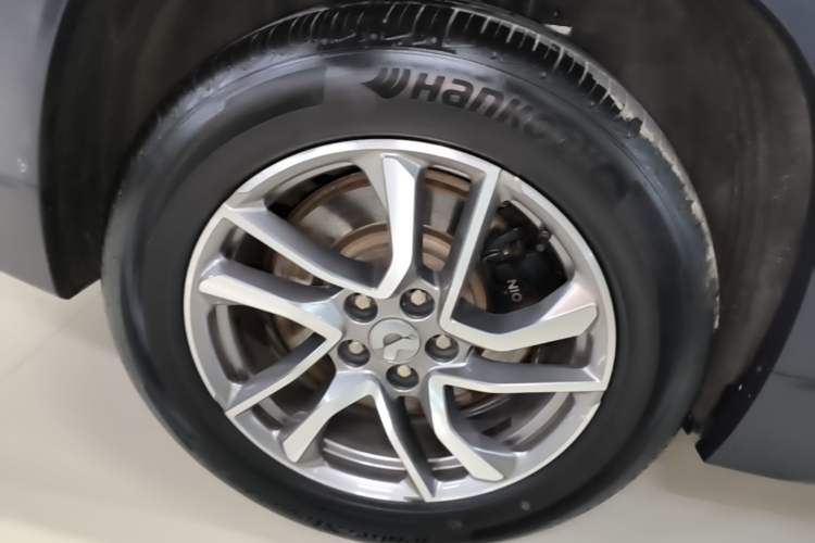 Used Nio ES6 2019 420 km Sport Version Exterior 5