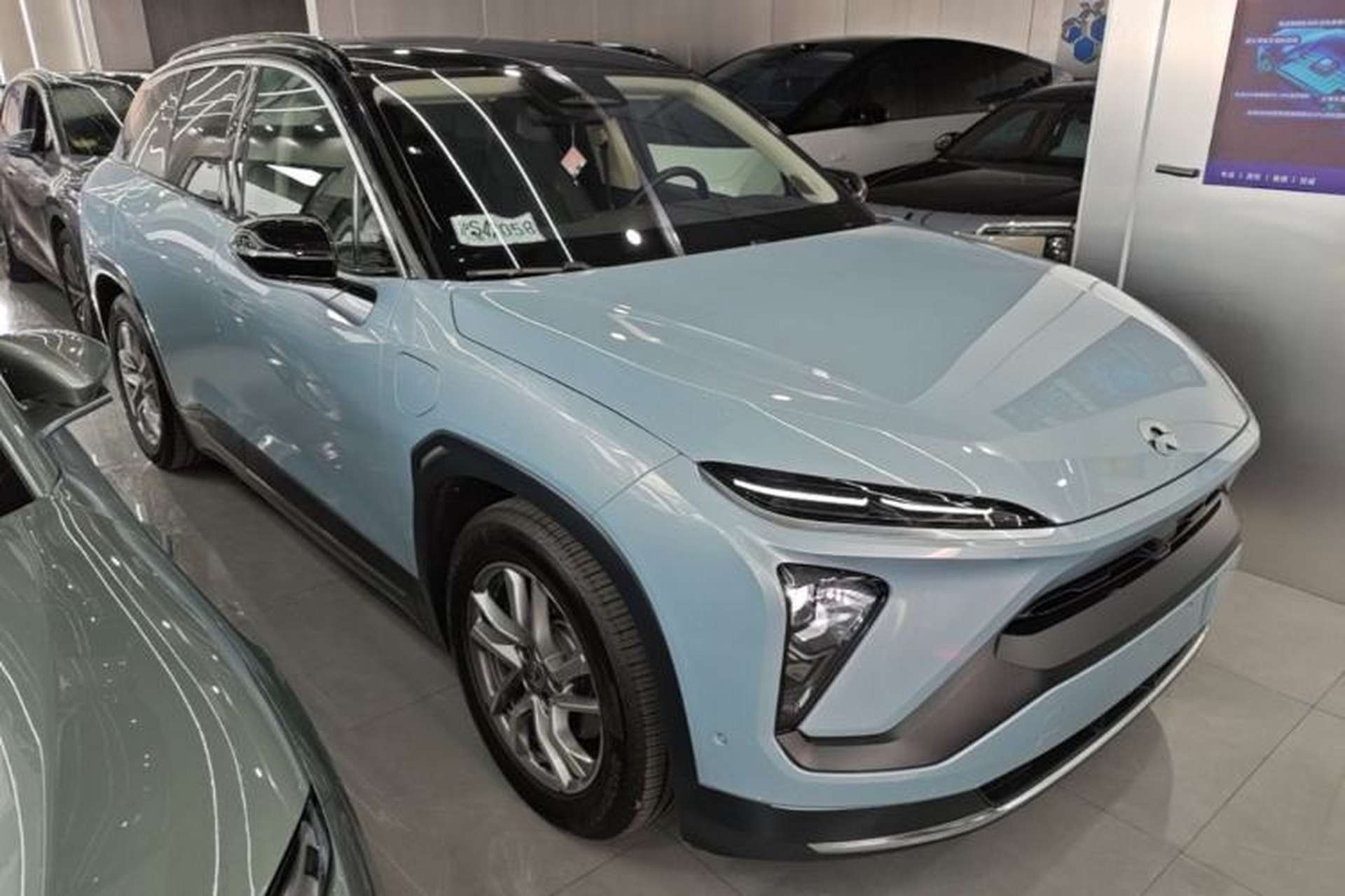 Used Nio ES6 2019 430 km Performance Version Front Right 45 Deg