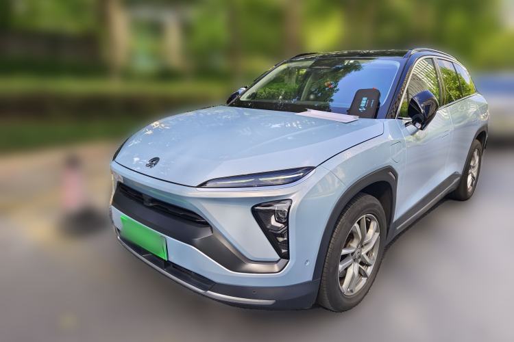 Used Nio ES6 2019 420 km Sport Version Front Right 45 Deg