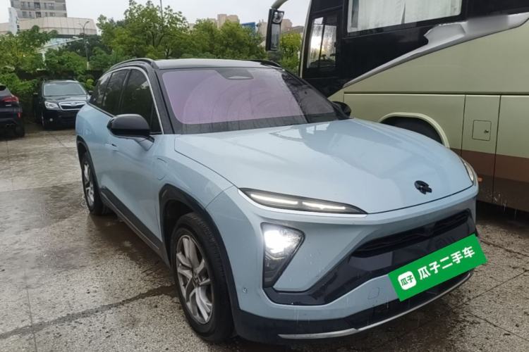 Used Nio ES6 2019 420 km Sport Version Front Right 45 Deg