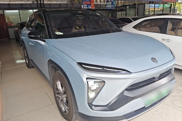 Used Nio ES6 2019 420 km Sport Version Front Right 45 Deg