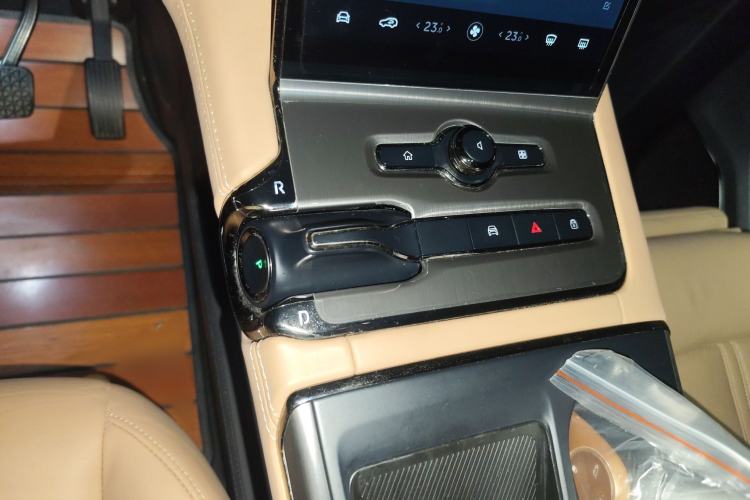 Used Nio ES6 2019 430KM First-Edition Commemorative Version Gear Lever