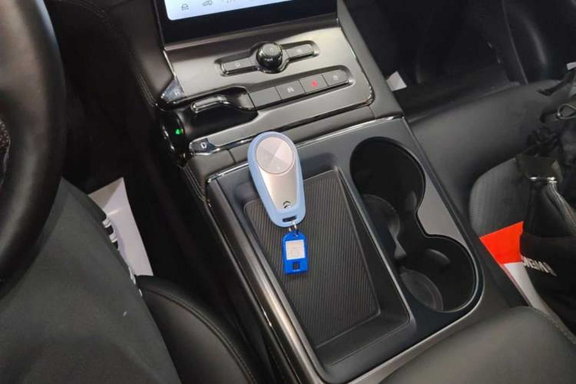 Used Nio ES6 2019 430KM First-Edition Commemorative Version Gear Lever