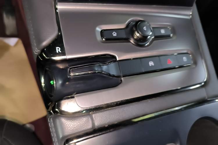 Used Nio ES6 2019 420 km Sport Version Gear Lever