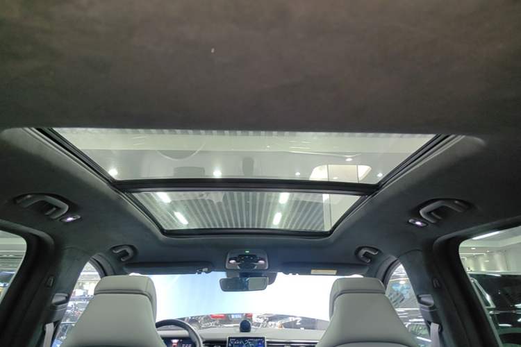 Used Nio ES6 2019 430KM First-Edition Commemorative Version Headliner