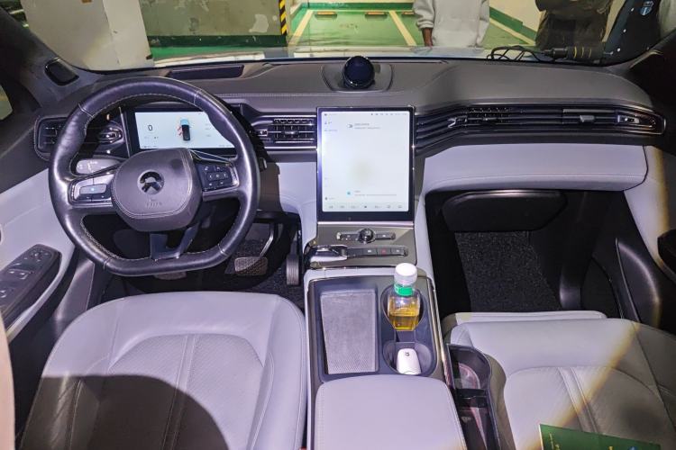 Used Nio ES6 2019 430KM First-Edition Commemorative Version Interior 2