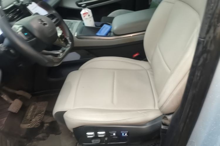 Used Nio ES6 2019 420 km Sport Version Left Front Seat