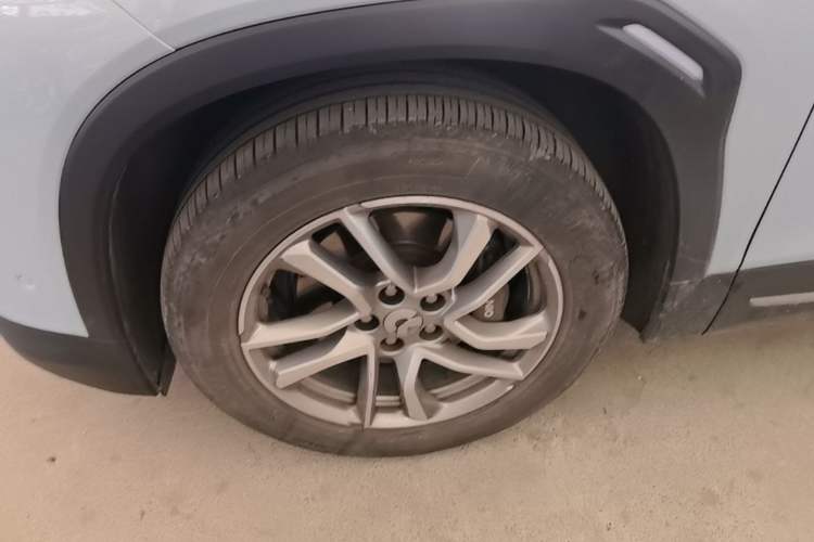 Used Nio ES6 2019 420 km Sport Version Left Front Wheel Hub