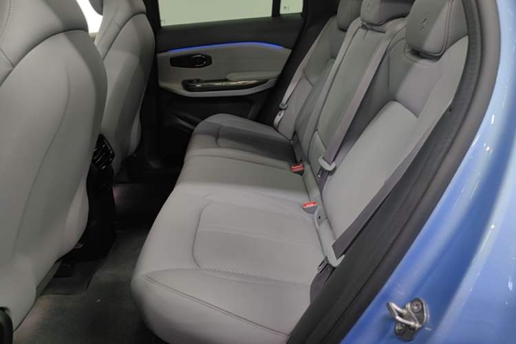 Used Nio ES6 2019 430KM First-Edition Commemorative Version Left Rear Seat