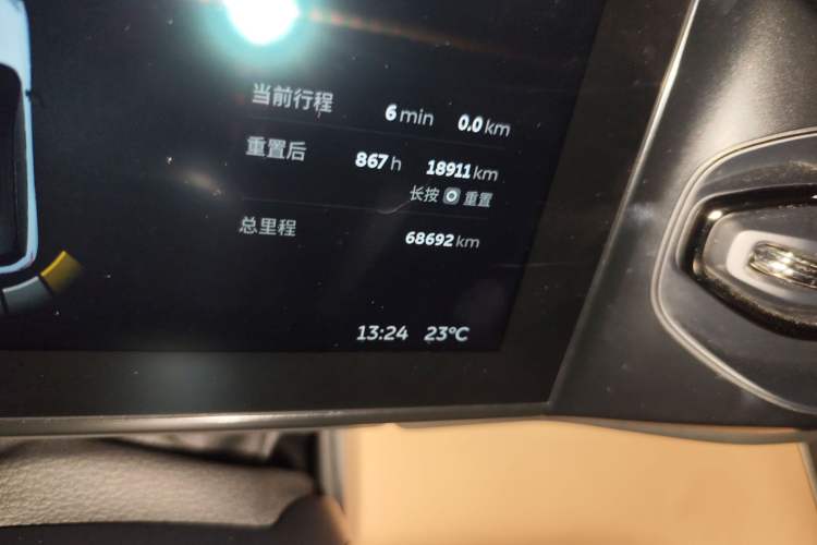 Used Nio ES6 2019 430KM First-Edition Commemorative Version Odometer Close Up