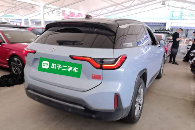 Used Nio ES6 2019 420 km Sport Version Rear Right 45 Deg