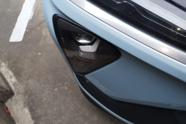 Used Nio ES6 2019 420 km Sport Version Right Front Headlight