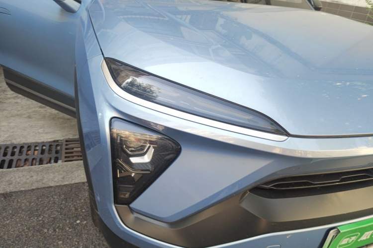 Used Nio ES6 2019 430 km Performance Version Right Front Headlight