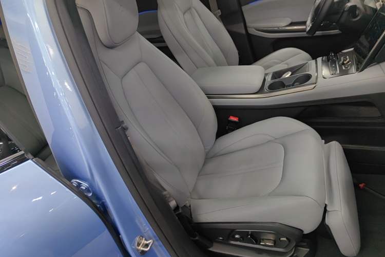 Used Nio ES6 2019 430KM First-Edition Commemorative Version Right Front Seat