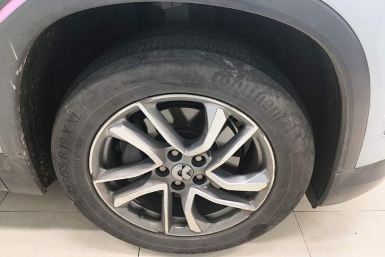 Used Nio ES6 2019 420 km Sport Version Right Front Wheel Hub