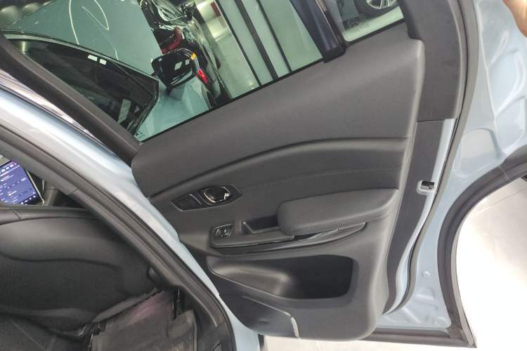 Used Nio ES6 2019 420 km Sport Version Right Rear Door Interior