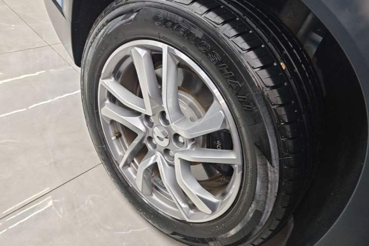 Used Nio ES6 2019 430 km Performance Version Right Rear Wheel Hub